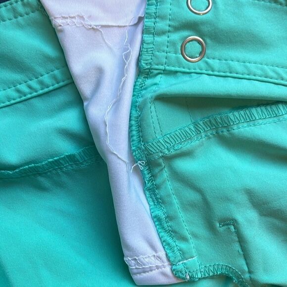 EXCELLENT CONDITION WOMEN’S SIZE 8 CARVE DESIGNS BOARD 9” SHORTS - Picture 8 of 8